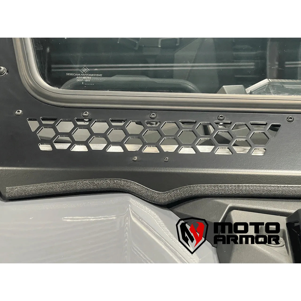 Moto Armor - Polaris PRO R 4 (2.0L) Full Glass Windshield - 4 seat only