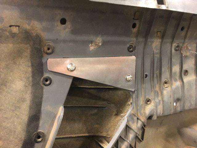 Door Panel Repair Bracket For Crew Cab 4-Door Power Window Driver Side Only