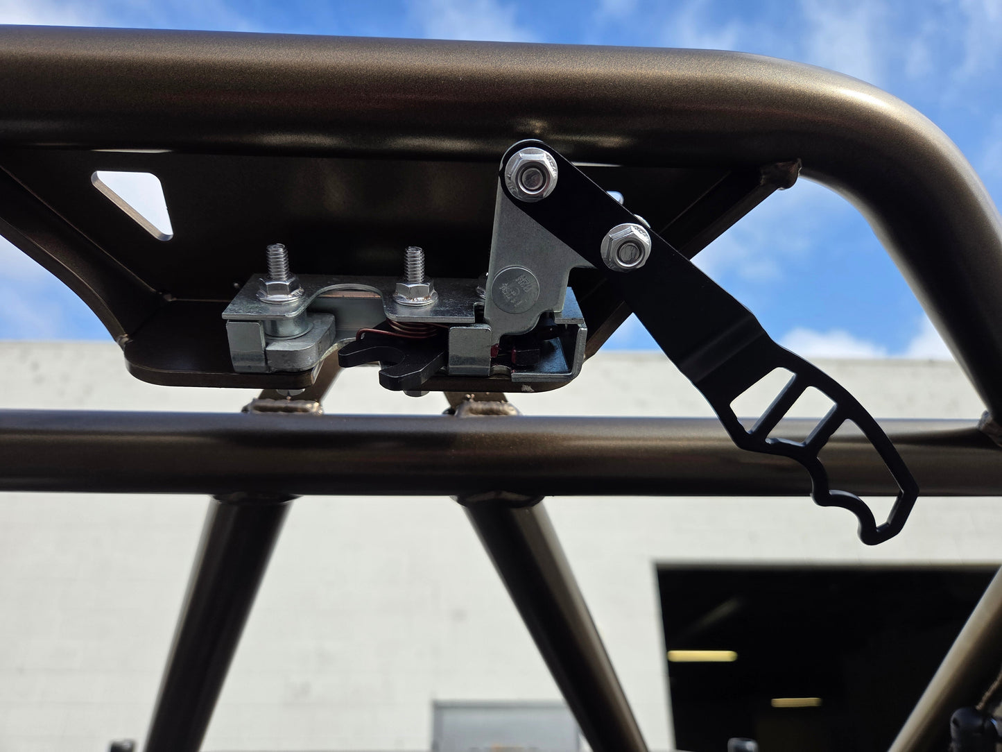 Tire Carrier with shocks for the Polaris Pro R by UTV Speed